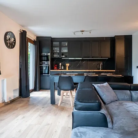 Familygreenloft La Tonnelle Apartment *